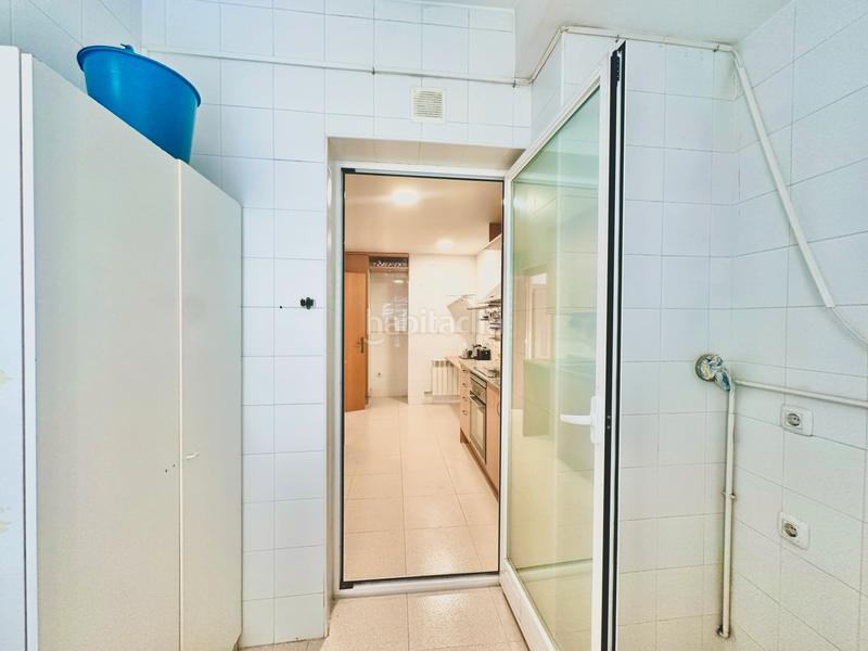 Foto ed49c9ca-f5c9-4354-800b-cb83b873a6cd. Àtic amb calefacció aparcament piscina a Molins de Rei