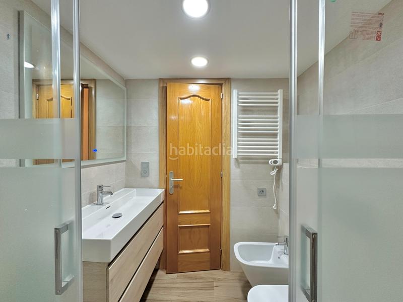 Foto 22ea169a-6996-4ab6-b3f2-aba9ccf68700. Piso descubre la vida en la cima: ático de lujo con terraza en les corts en Barcelona