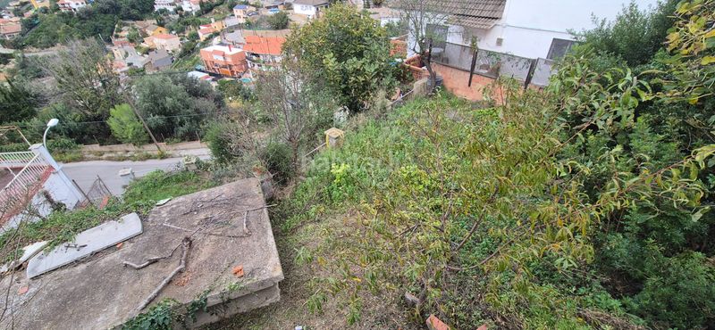 Foto 553a78b4-b087-4fe2-b29e-707df7e77d24. Terreny residencial a Torrelles de Llobregat