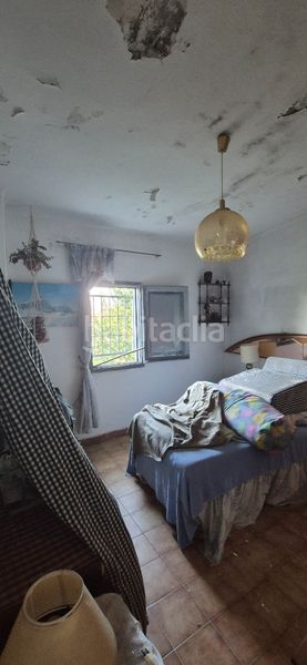 Foto c461444c-128e-4b6b-97a0-3d90d6ef6a5d. Terreny residencial a Torrelles de Llobregat