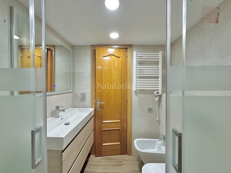 Foto 586df0d5-f046-46c8-9348-2c23c39467f1. Àtic amb calefacció a Barri de les Corts Barcelona