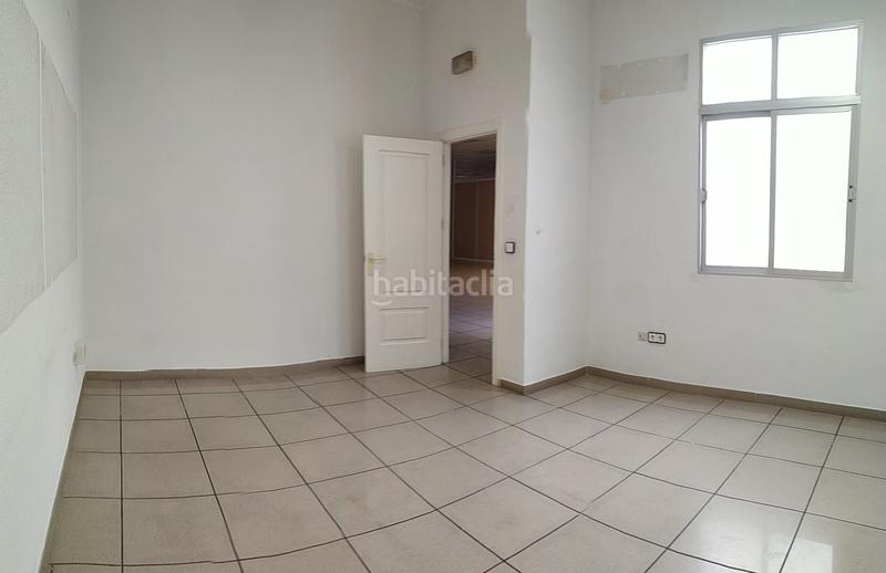 Foto 035113a0-d555-4f78-82cd-f47b9737d347. Miete büro in Centro Puertollano