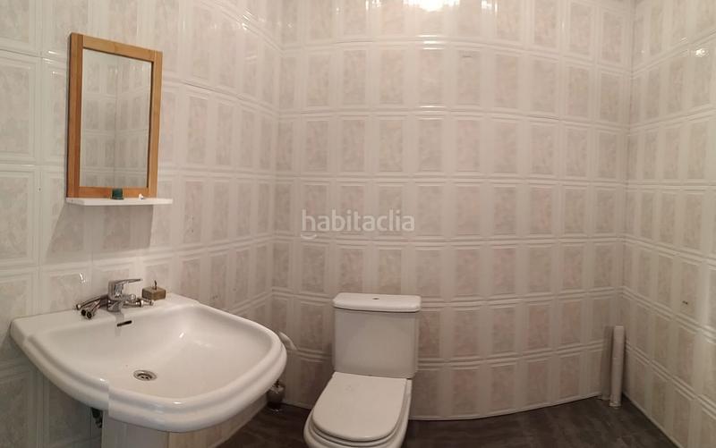 Foto 8285ec54-9386-4b04-b52d-5653fb634a94. Alquiler local comercial en Centro Puertollano