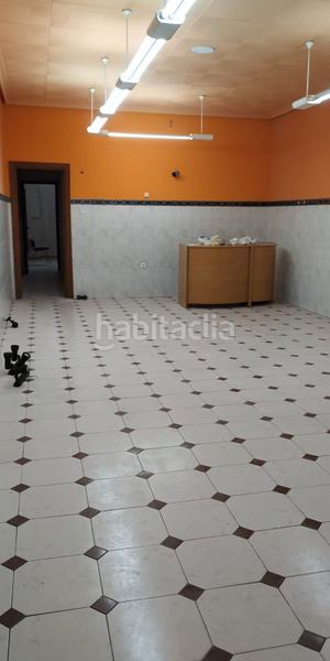 Foto 9cd5434f-22e2-4bbd-81be-8c50a15366e3. Alquiler local comercial en Centro Puertollano