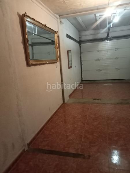 Foto f996b8fd-84c5-4ab7-91ff-5775e7fd713a. House with parking in Centro Puertollano
