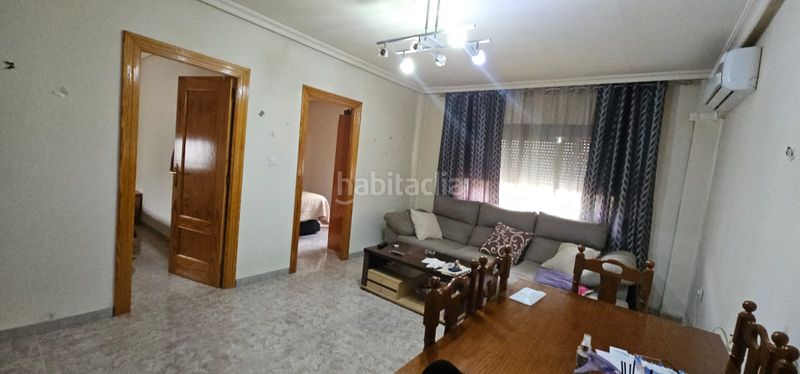 Foto b8cb6bea-520d-4a1c-933c-6437a152a142. Piso en Centro Puertollano