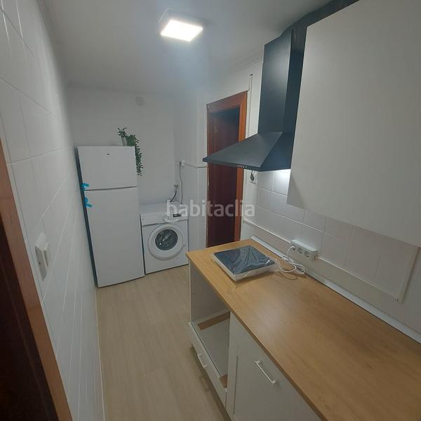 Foto 2cd5ed28-3a2c-430b-aace-6803b09b060c. Alquiler apartamento en PAU 2-600 Puertollano