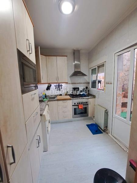 Foto 042a034b-1d63-4aa9-826c-dd10b602e34c. House with heating parking in Centro Puertollano