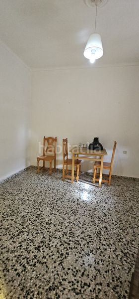 Foto 01ee061d-8d06-4e33-aa76-a88e89950452. House in El Poblado - Abulagar Puertollano