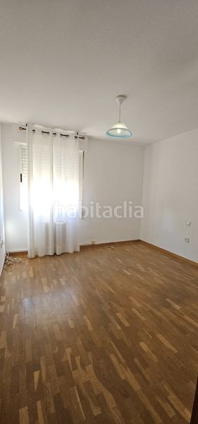 Foto c7561363-627c-42e0-8703-dd7c9475590e. Flat in Centro Puertollano