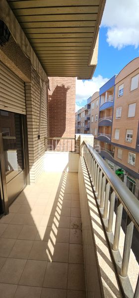 Foto dcc77879-a1cf-4d18-b993-b8359c3a7aa4. Piso en Centro Puertollano