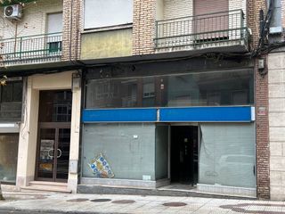 Local Comercial  Avenida primero de mayo