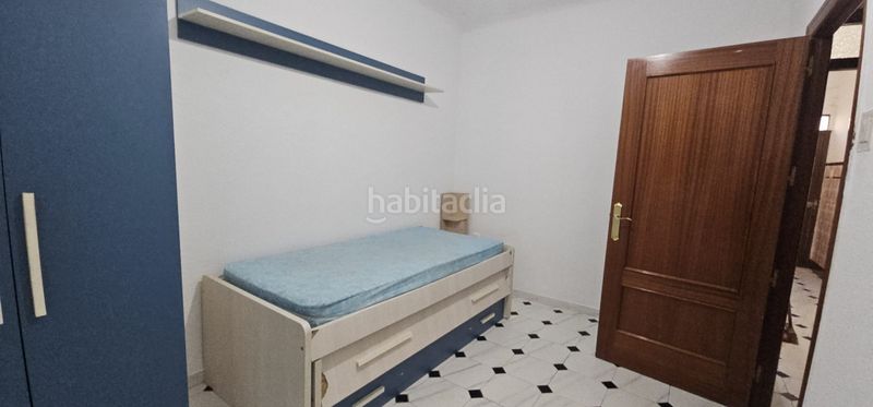 Foto f259a7c4-7cca-4f3a-91a1-32710f6627fa. House in Centro Puertollano