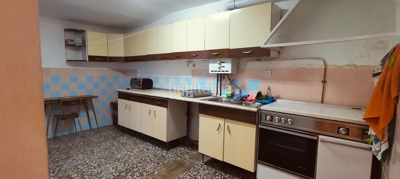 Foto aea892b9-d1f1-44bb-aaa7-f9e3c9b6cac8. Casa en El Poblado - Abulagar Puertollano