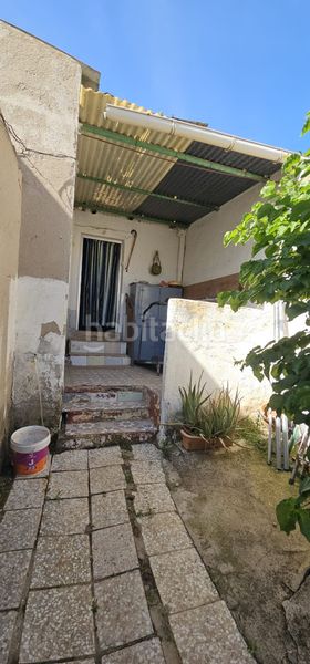 Foto aee255b8-a718-4ed7-bb01-52f8983b68ca. House with heating parking in El Poblado - Abulagar Puertollano