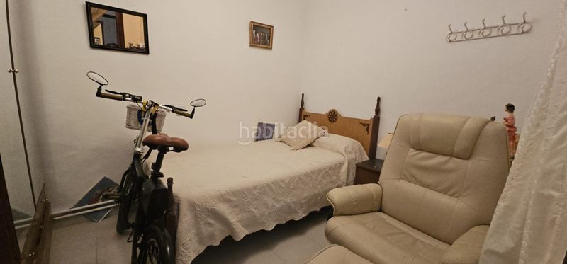 Foto ca1f8d8e-862b-41ad-8791-6204a4014643. House with heating parking in El Poblado - Abulagar Puertollano
