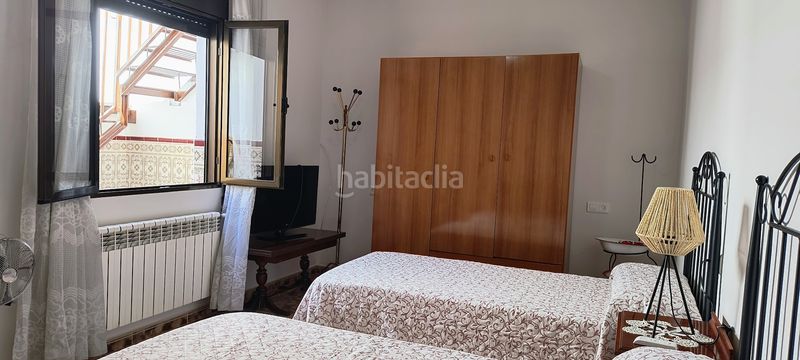 Foto f8b1ab24-d5c1-47c1-bfed-dc68c379d9c8. House with heating in Villanueva de San Carlos