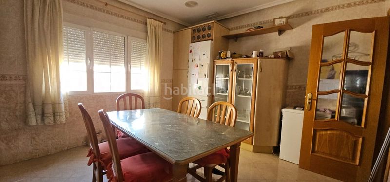 Foto 01fa14f3-349e-4ba7-8872-3f8098f7b99c. Casa amb calefacció piscina a Centro Puertollano