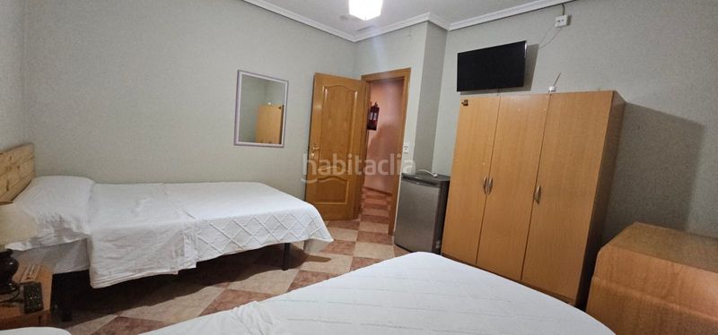 Foto 5a981c23-957b-404a-89c0-5739f88860e3. Casa amb calefacció piscina a Centro Puertollano