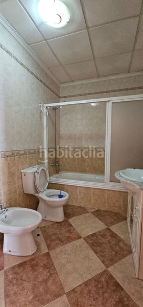 Foto b6321e5f-f8b0-4804-acfd-4eab741f0075. Casa amb calefacció piscina a Centro Puertollano