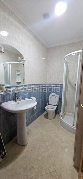 Foto baab5ad2-a6ea-4f82-94a3-e941b46413b5. Casa amb calefacció piscina a Centro Puertollano