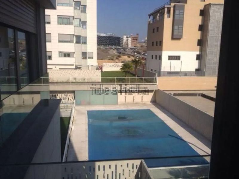Foto 7660885a-cf98-4005-a799-0d1144162f96. Planta baixa amb calefacció piscina a Las Tablas Madrid