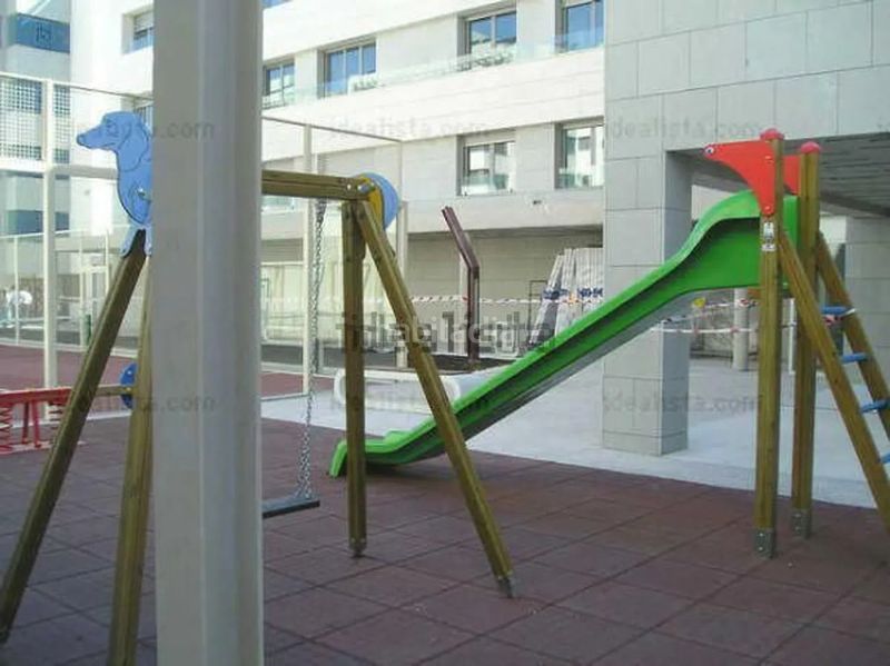 Foto 7bbbfef6-4de3-41af-8adb-9295e958b894. Planta baixa amb calefacció piscina a Las Tablas Madrid