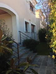 Casa aparellada  Calle de los hermanos gascón. Magnifico chalet pareado en una de las zonas mas exclusivas de v