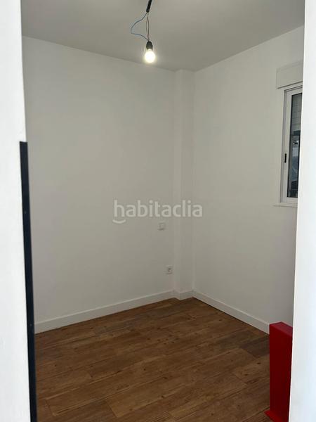 Foto 304fd741-3a5a-411f-ad15-ff9896c9b595. Oficina amb calefacció a Las Águilas Madrid