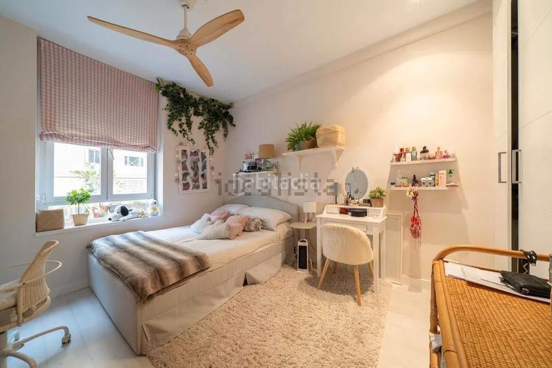 Foto bba8b2cd-8356-4cec-b497-1fa0207d99e4. Zweistöckige wohnung mit heizung parking in Niño Jesús Madrid