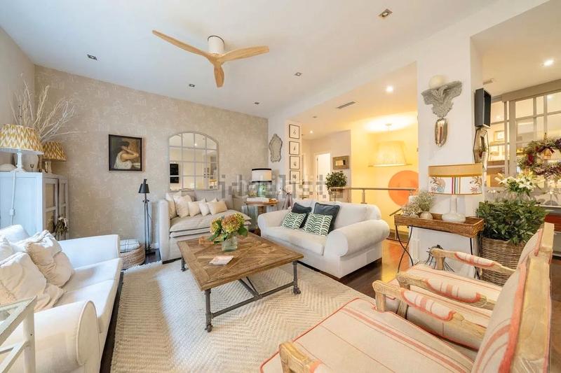 Foto c0da8ecf-a5d0-400c-bb89-c5379f21d3b0. Zweistöckige wohnung mit heizung parking in Niño Jesús Madrid