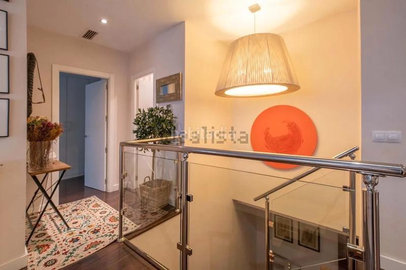 Foto c113423c-6a49-4f0b-ad8c-3d21ea512daa. Zweistöckige wohnung mit heizung parking in Niño Jesús Madrid