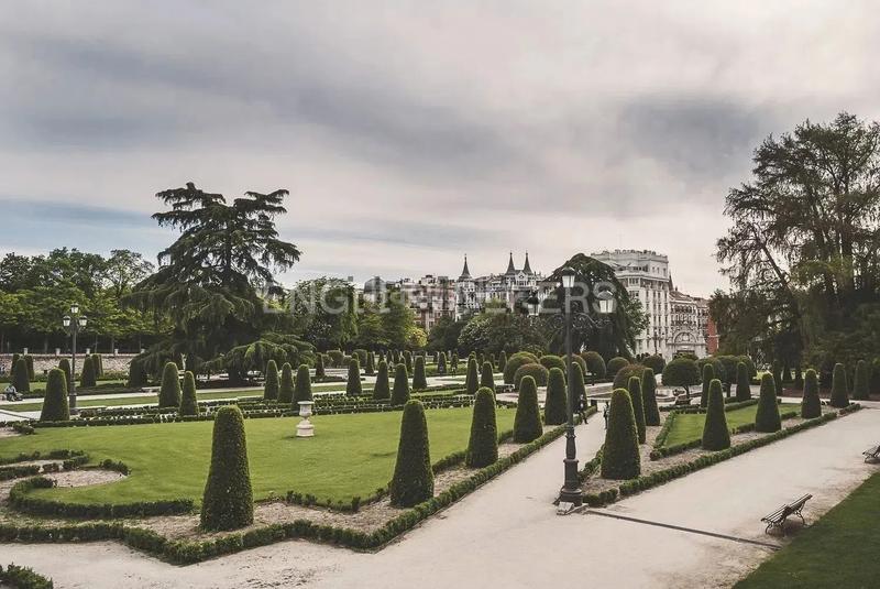 Foto d7768fdd-dfa7-41cd-8fe1-1084dccb6c32. Zweistöckige wohnung mit heizung parking in Niño Jesús Madrid