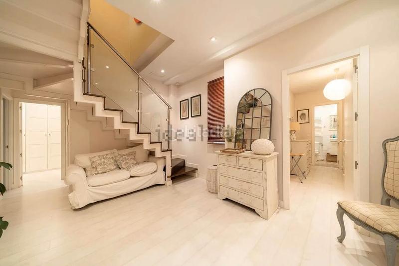 Foto da93762c-b59a-4810-9e92-8adfbe94435a. Zweistöckige wohnung mit heizung parking in Niño Jesús Madrid