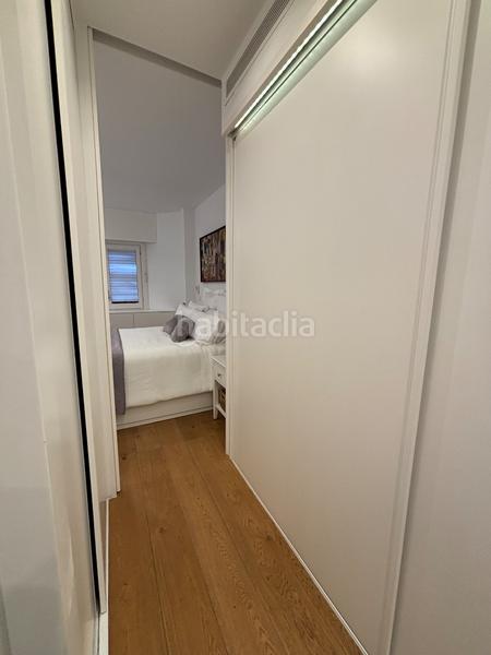 Foto 1e15ff0d-4e1d-4e2d-a17f-e38fc9109ddf. Apartament amb calefacció aparcament piscina a Recoletos Madrid