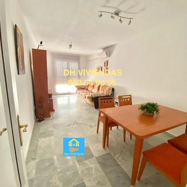 Foto 7cb6db93-16d3-49f4-b8ff-27498949a2ef. Piso  en venta - - miravalle en Centro - Doña Mercedes Dos Hermanas