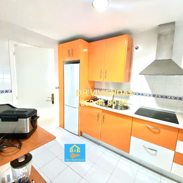 Foto 8ef1267f-fc5f-436b-abf3-70c7e25dcbbe. Piso  en venta - - miravalle en Centro - Doña Mercedes Dos Hermanas