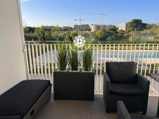 Flat  Salvador vilaseca. Se vende precioso piso en salou recien reformado con parking y t