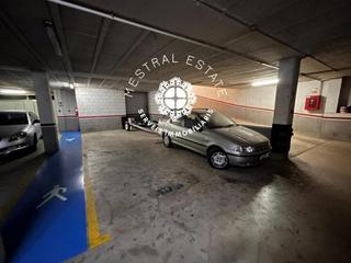 Aparcament cotxe  La estrella. Se vende plaza de garaje en vilaseca.