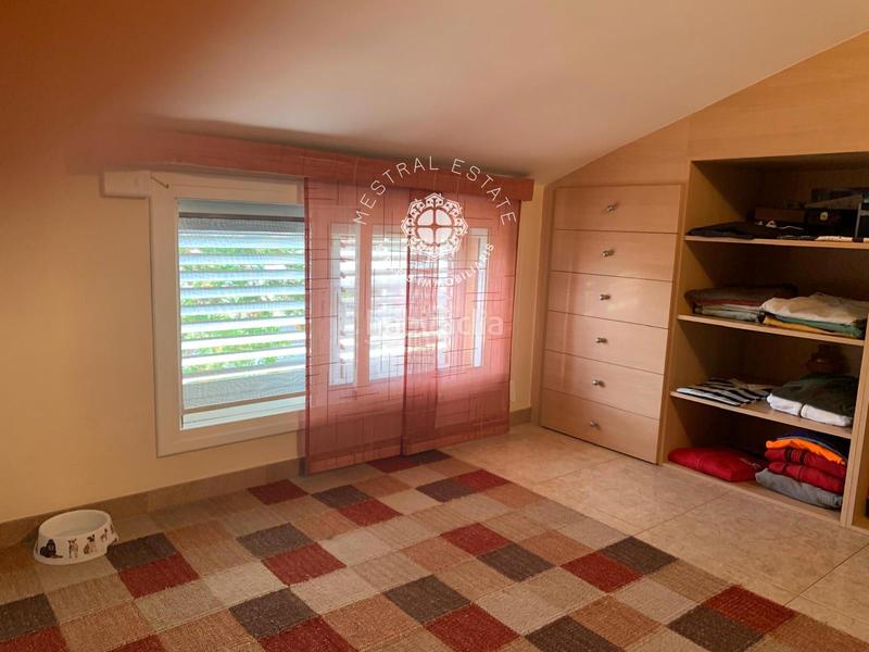 Foto 303be1b2-bcfc-4bf5-a080-670fc8c041f5. Maison jumelée avec chauffage parking dans Campclar Tarragona