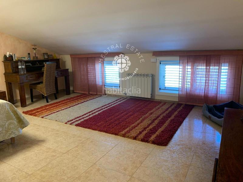 Foto 31b42d16-b92c-44bf-9fcf-226ce622ab39. Maison jumelée avec chauffage parking dans Campclar Tarragona