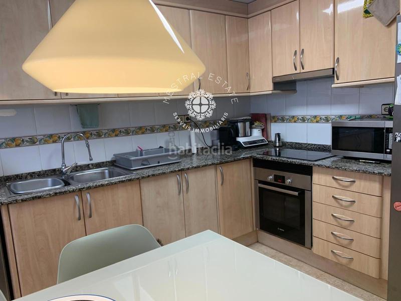 Foto 4e146446-f981-4f44-b4cb-406a371f2cd5. Maison jumelée avec chauffage parking dans Campclar Tarragona