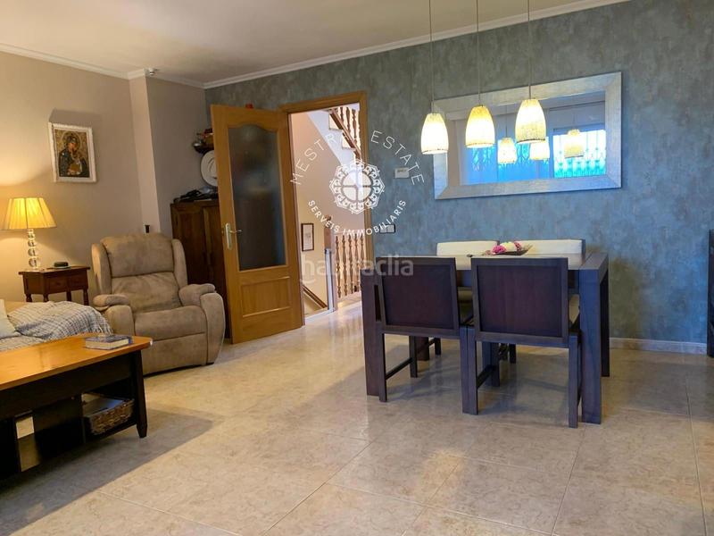 Foto f38d4ac5-6e77-4d00-bc99-694f56b6251a. Maison jumelée avec chauffage parking dans Campclar Tarragona