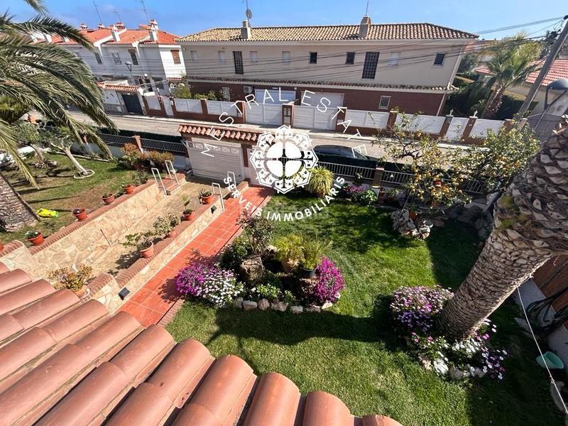 Foto 66d7542c-7ff4-436c-b924-f1a329c7797e. Chalet con riscaldamento parcheggio in La Dorada Cambrils