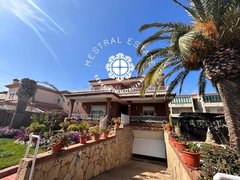 Foto 88370a42-c71e-4689-8b5a-aa8c420a560f. Chalet con riscaldamento parcheggio in La Dorada Cambrils