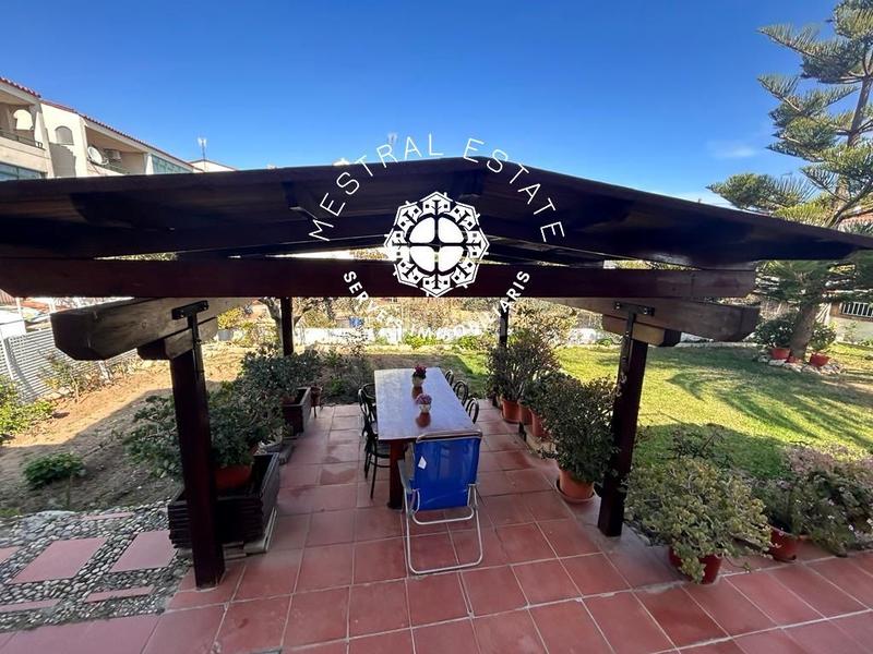 Foto c488365b-1c22-4397-b4a5-62e83ad43e3c. Chalet con riscaldamento parcheggio in La Dorada Cambrils