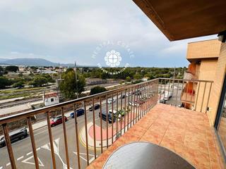 Appartement  Baix empordà. Se vende bonito piso en hospitalet de linfant