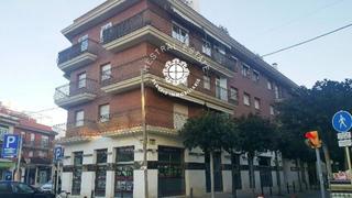 Pis  Doctor fleming. Se vende piso zona puerto con plaza de parking en cambrils.