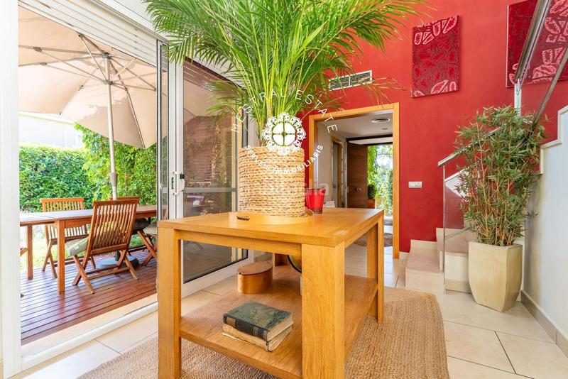 Foto 3c7dc960-4d3e-4c58-8393-14fa3ed40839. Xalet amb calefacció aparcament piscina a Migjorn Reus