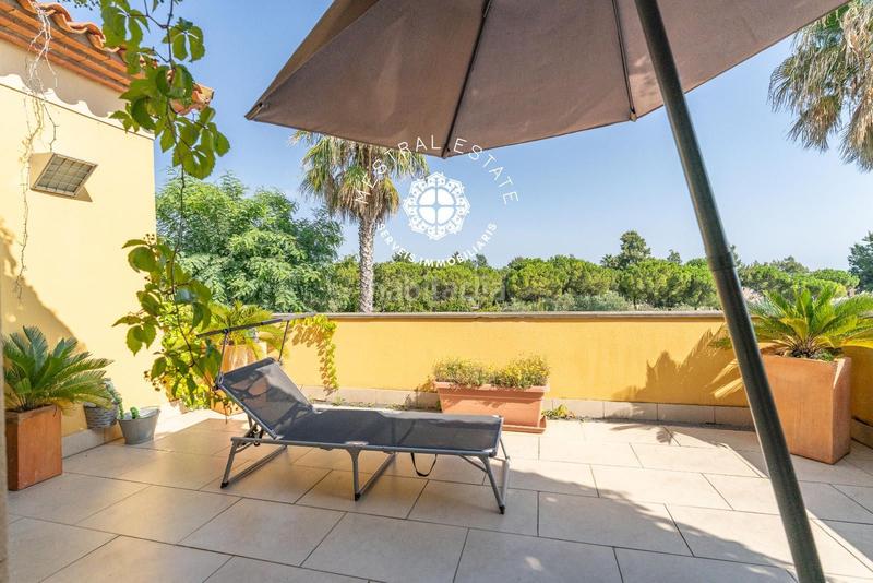 Foto d508e9a4-28b0-4e5b-8aa7-e7ed76fe30fc. Xalet amb calefacció aparcament piscina a Migjorn Reus